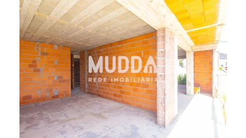 Moradia T4 para Venda em Lobão, Gião, Louredo e Guisande