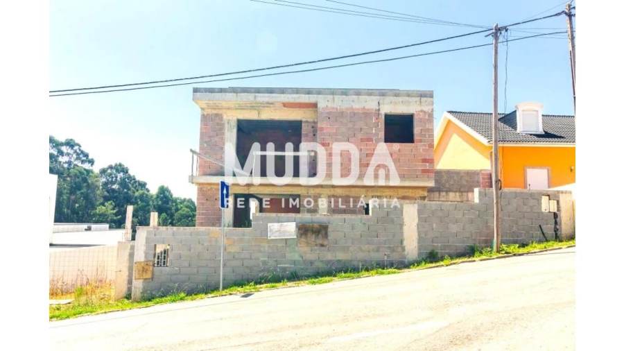 Moradia T4 para Venda em Lobão, Gião, Louredo e Guisande Foto 2
