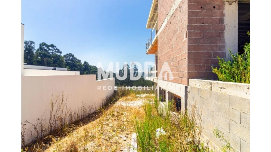 Moradia T4 para Venda em Lobão, Gião, Louredo e Guisande Foto 8