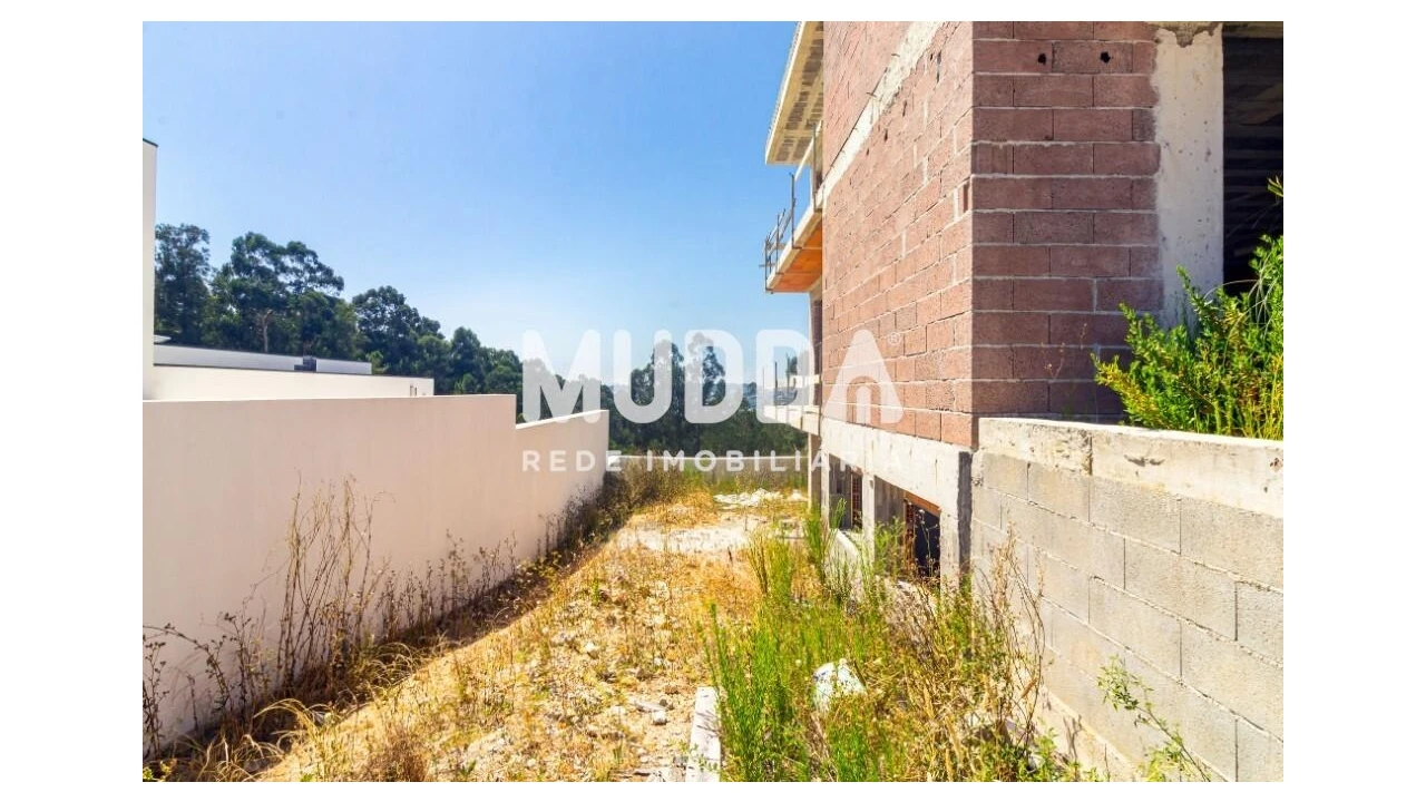 Moradia T4 para Venda em Lobão, Gião, Louredo e Guisande Foto 8