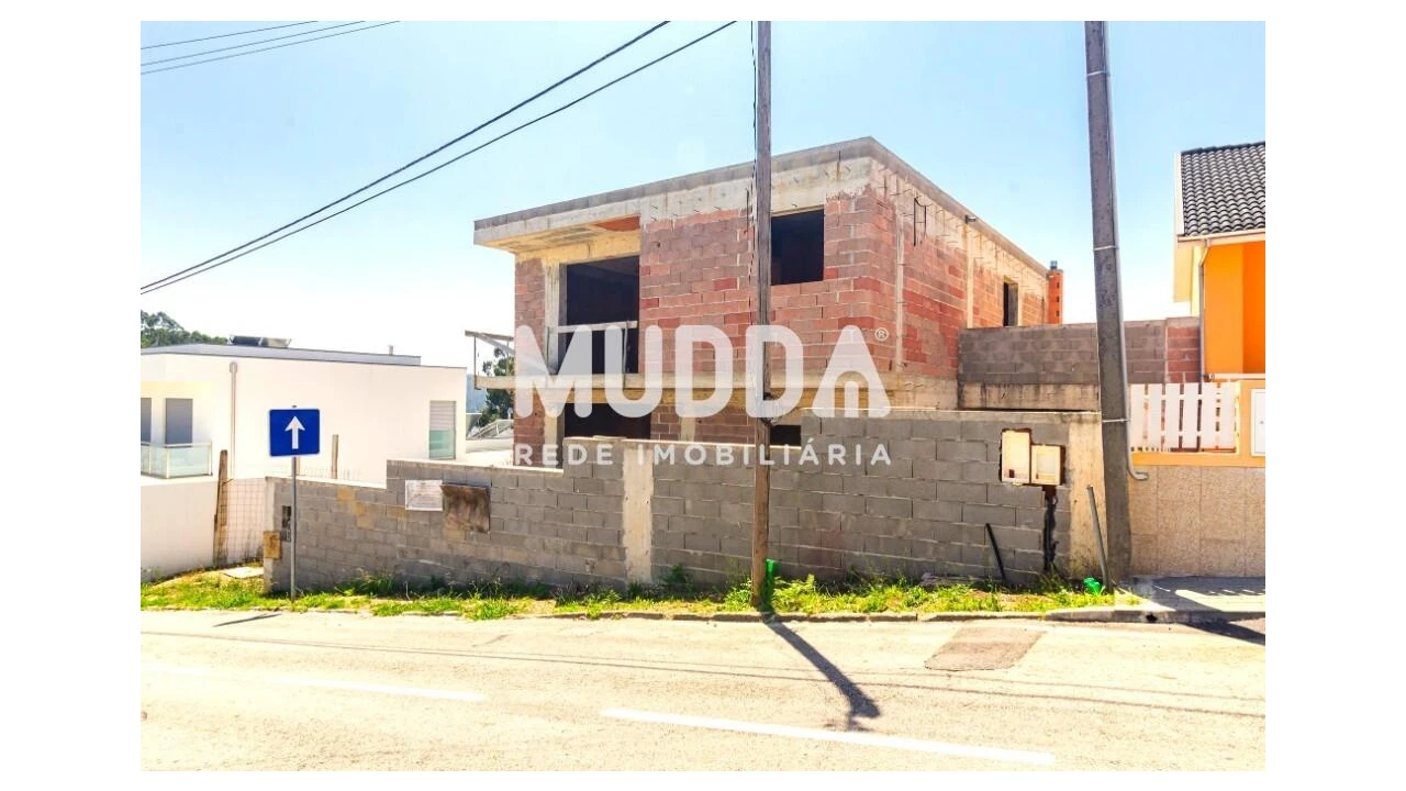 Moradia T4 para Venda em Lobão, Gião, Louredo e Guisande Foto 1