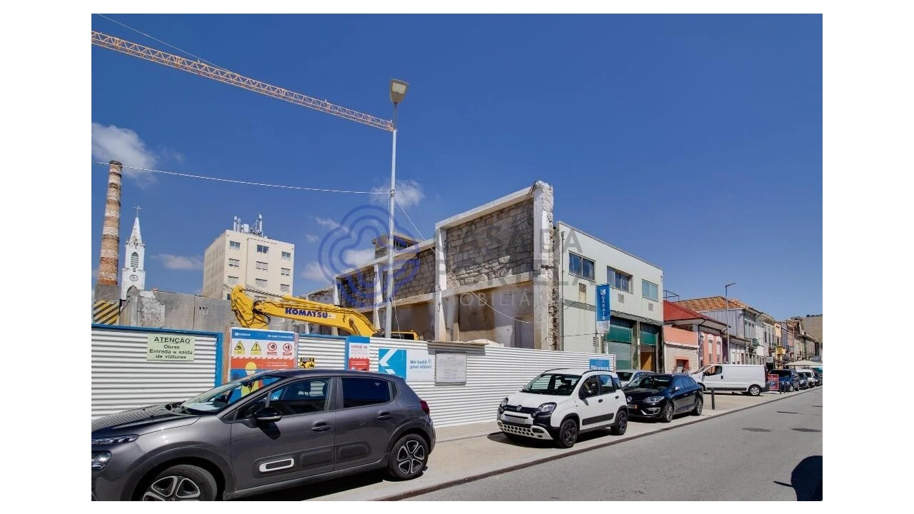 Armazém para Venda em Matosinhos e Leça da Palmeira Foto 6