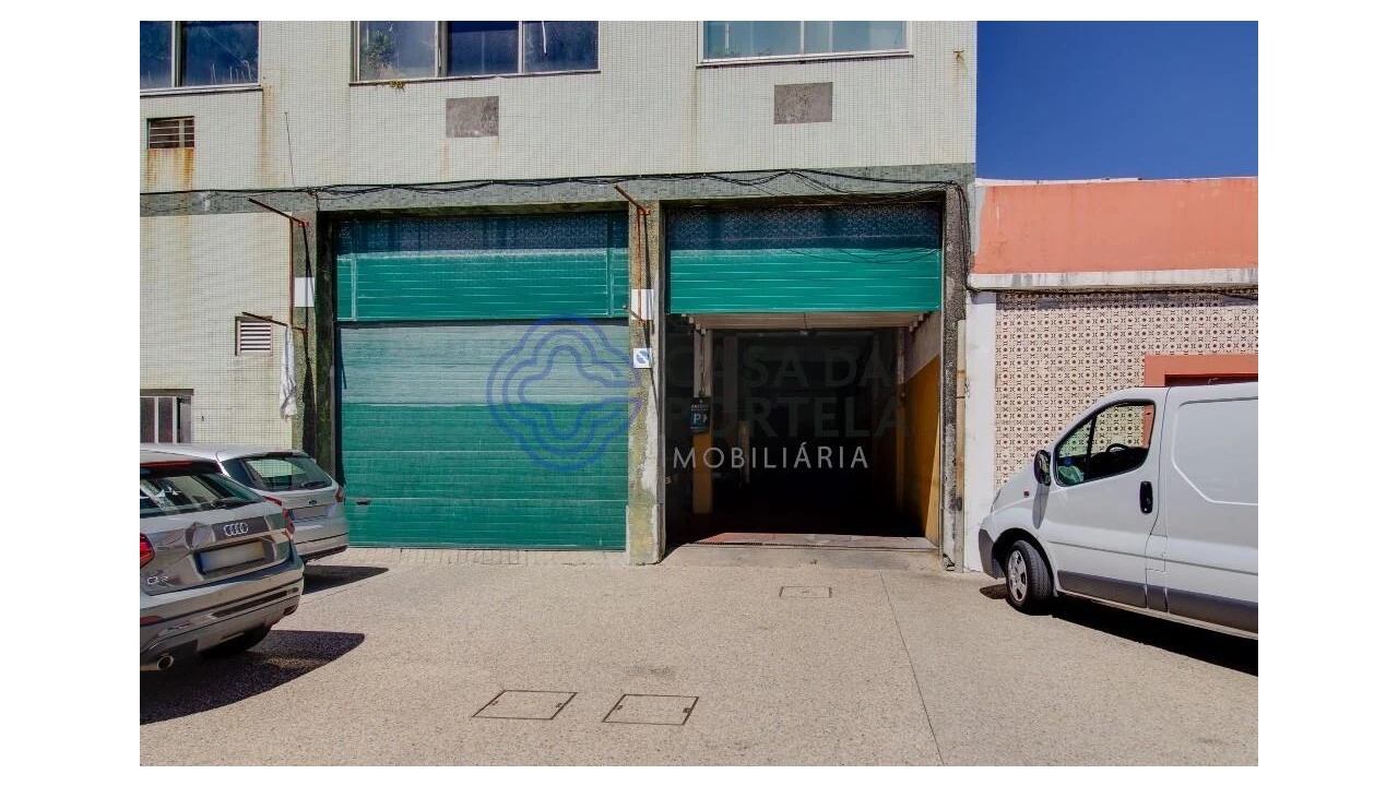 Armazém para Venda em Matosinhos e Leça da Palmeira Foto 8