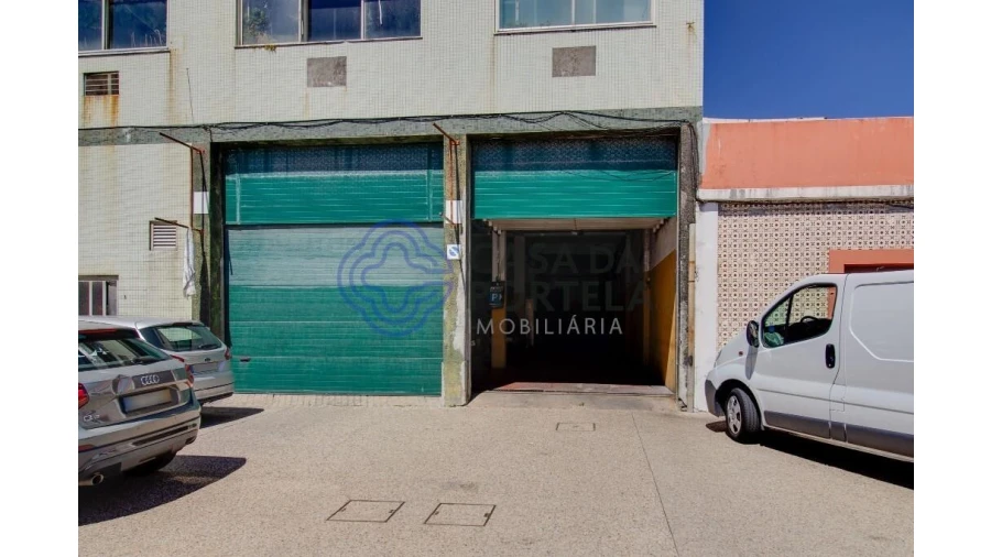 Armazém para Venda em Matosinhos e Leça da Palmeira Foto 8
