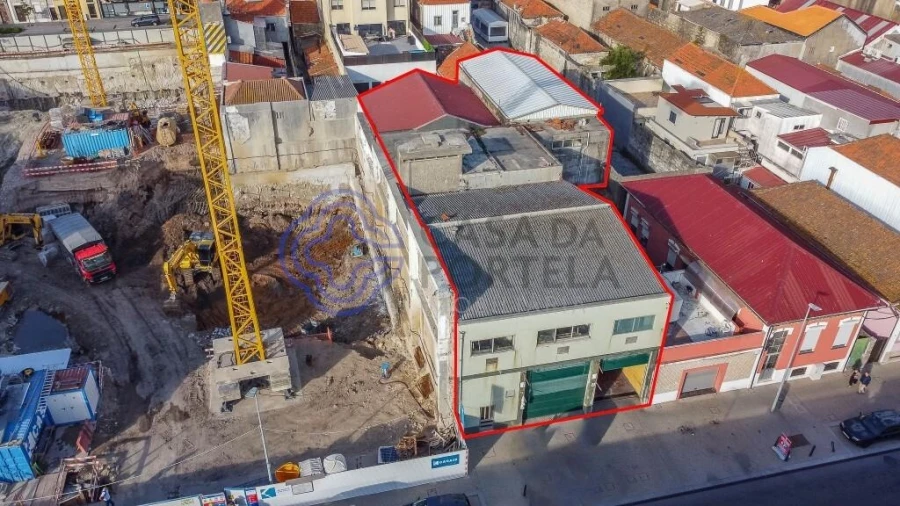 Armazém para Venda em Matosinhos e Leça da Palmeira Foto 9