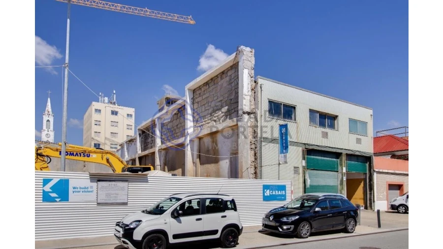 Armazém para Venda em Matosinhos e Leça da Palmeira