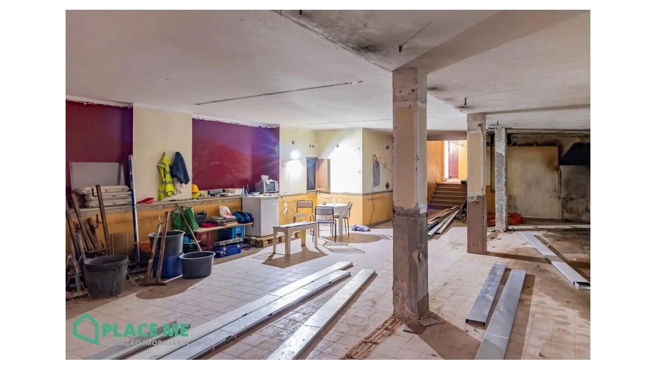 Loja para Arrendamento em Braga (São José de São Lázaro e São João do Souto) Foto 16