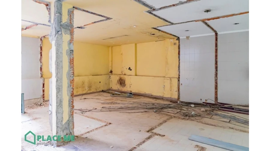 Loja para Arrendamento em Braga (São José de São Lázaro e São João do Souto) Foto 12