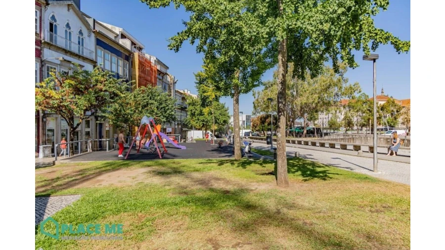 Loja para Arrendamento em Braga (São José de São Lázaro e São João do Souto) Foto 28