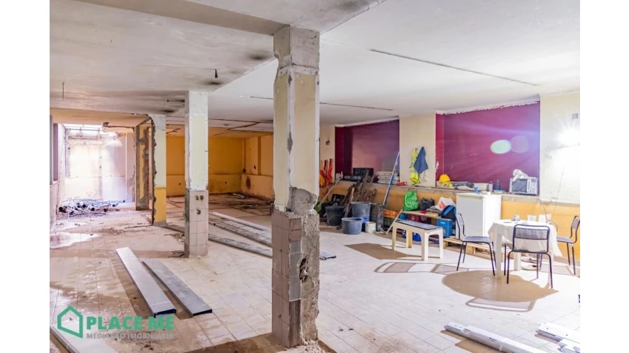 Loja para Arrendamento em Braga (São José de São Lázaro e São João do Souto) Foto 9