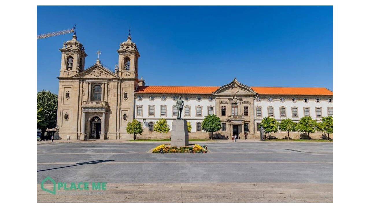 Loja para Arrendamento em Braga (São José de São Lázaro e São João do Souto) Foto 23