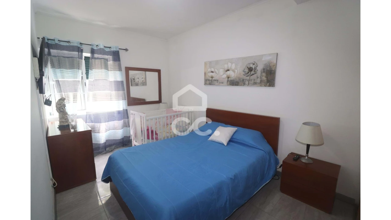 Apartamento T2 para Venda em Fajã de Baixo Foto 9