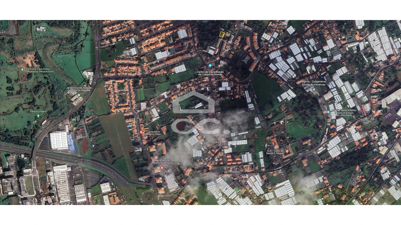 Apartamento T2 para Venda em Fajã de Baixo Foto 16