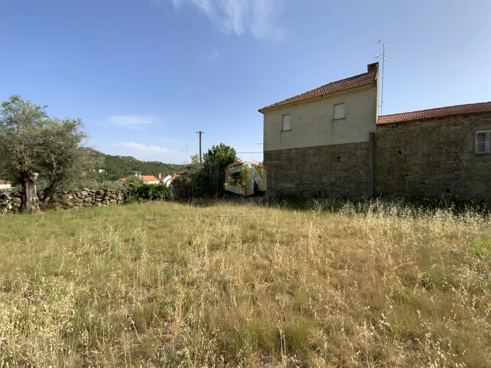 Moradia T1 para Venda em Pousafoles do Bispo, Pena Lobo e Lomba Foto 4