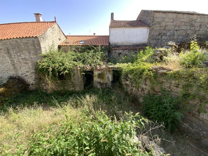 Moradia T1 para Venda em Pousafoles do Bispo, Pena Lobo e Lomba Foto 10