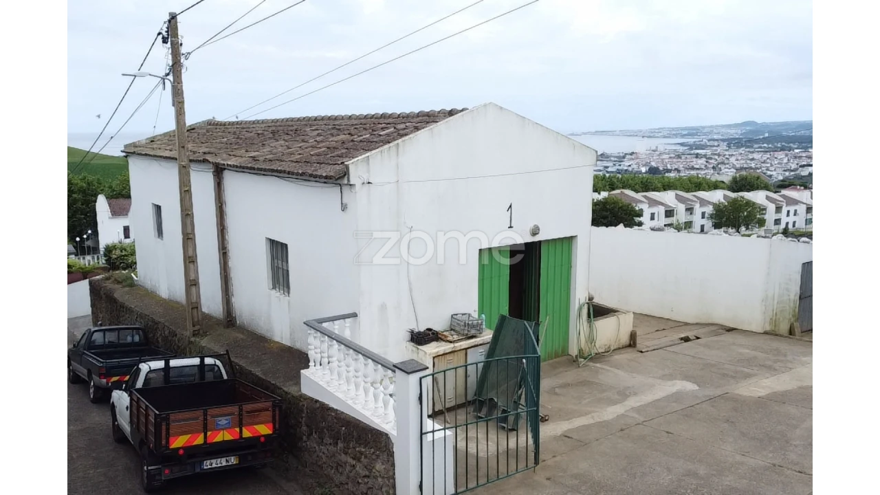 Moradia T3 para Venda em Lagoa (Santa Cruz) Foto 6