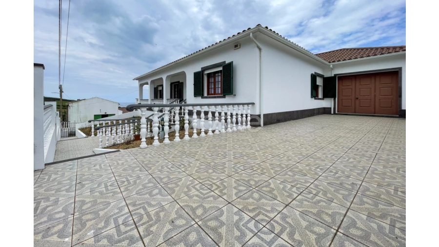 Moradia T3 para Venda em Lagoa (Santa Cruz) Foto 5