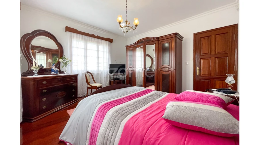 Moradia T3 para Venda em Lagoa (Santa Cruz) Foto 16