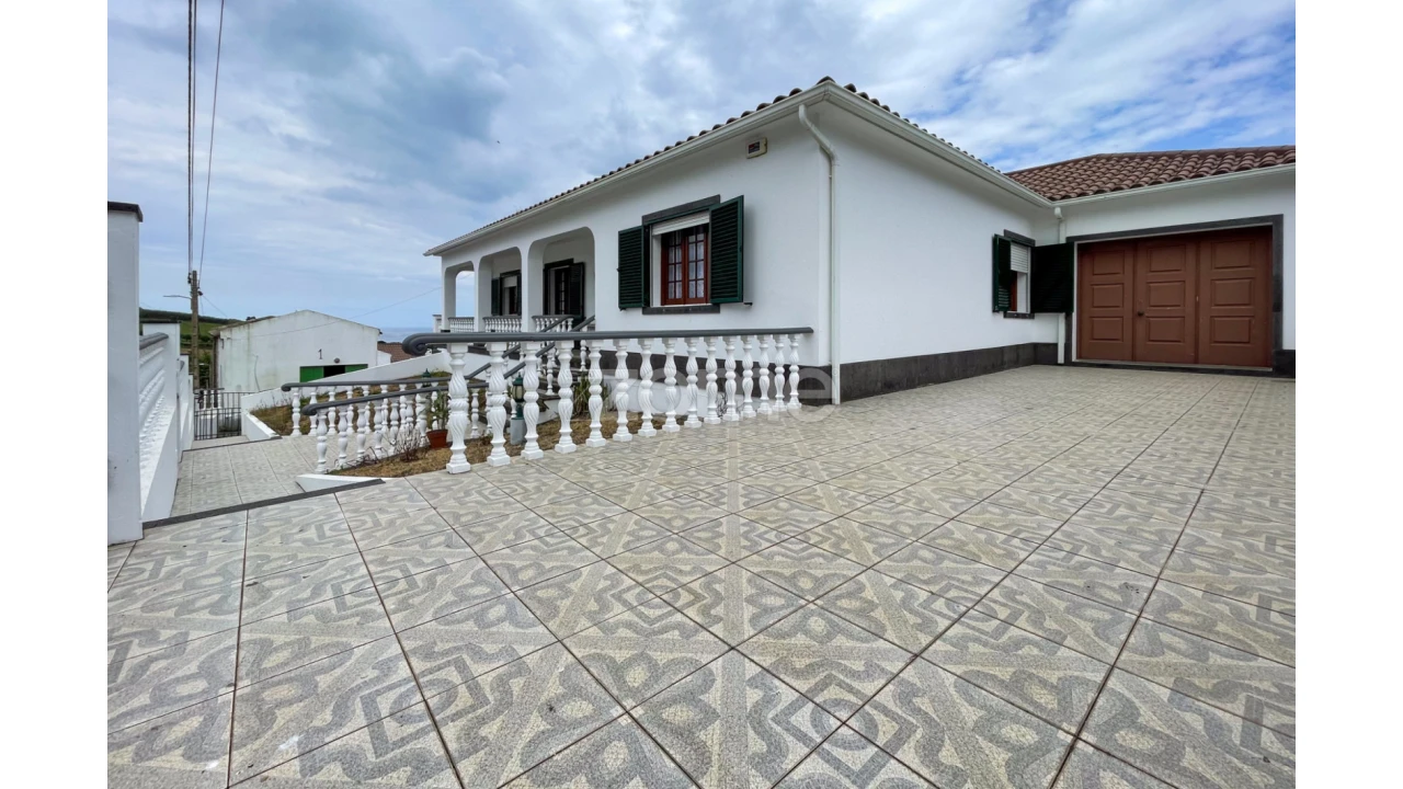 Moradia T3 para Venda em Lagoa (Santa Cruz) Foto 5