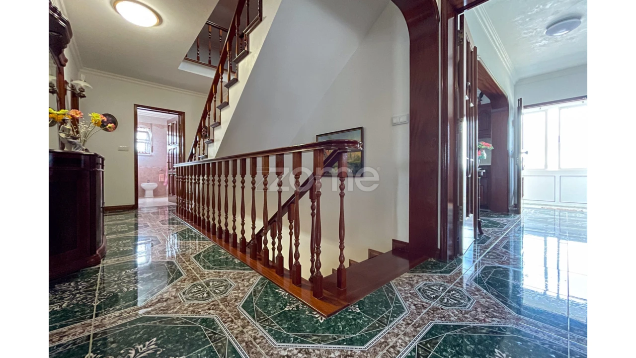 Moradia T3 para Venda em Lagoa (Santa Cruz) Foto 12