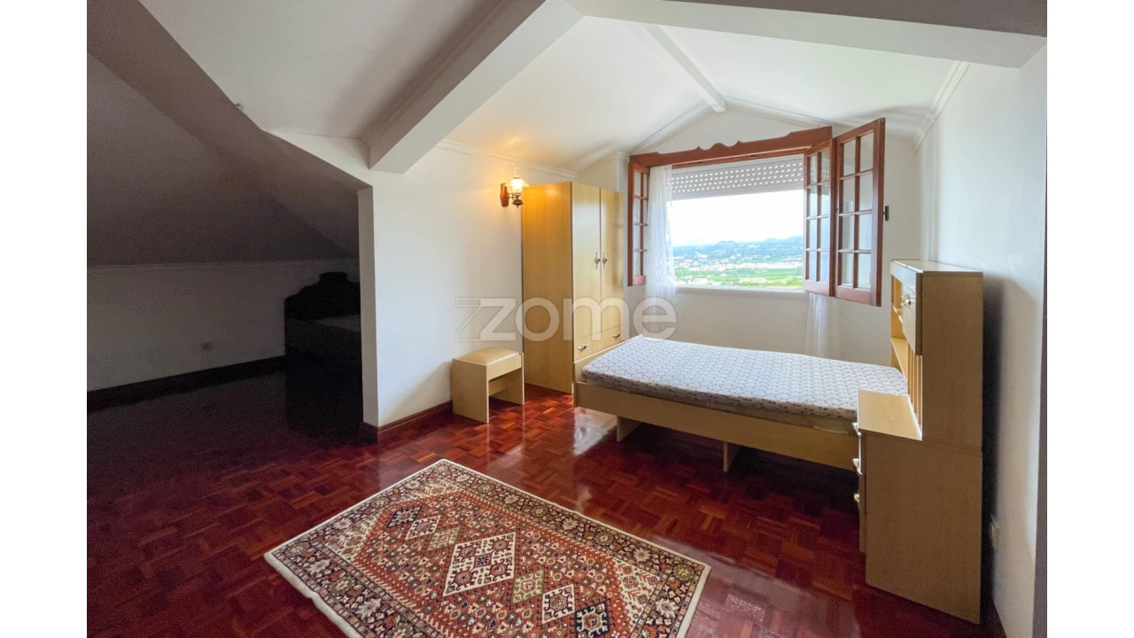 Moradia T3 para Venda em Lagoa (Santa Cruz) Foto 20