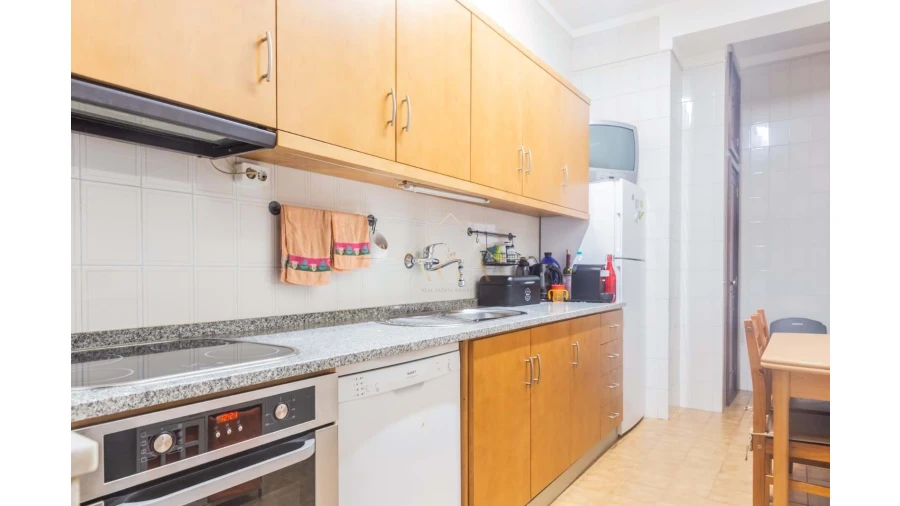 Apartamento T2 para Venda em Santa Marinha e São Pedro da Afurada Foto 9