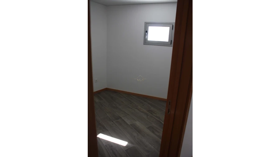 Prédio para Venda em Oliveira do Douro Foto 9