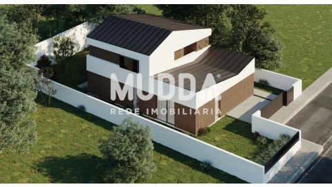 Moradia T4 para Venda em Santa Maria da Feira, Travanca, Sanfins e Espargo