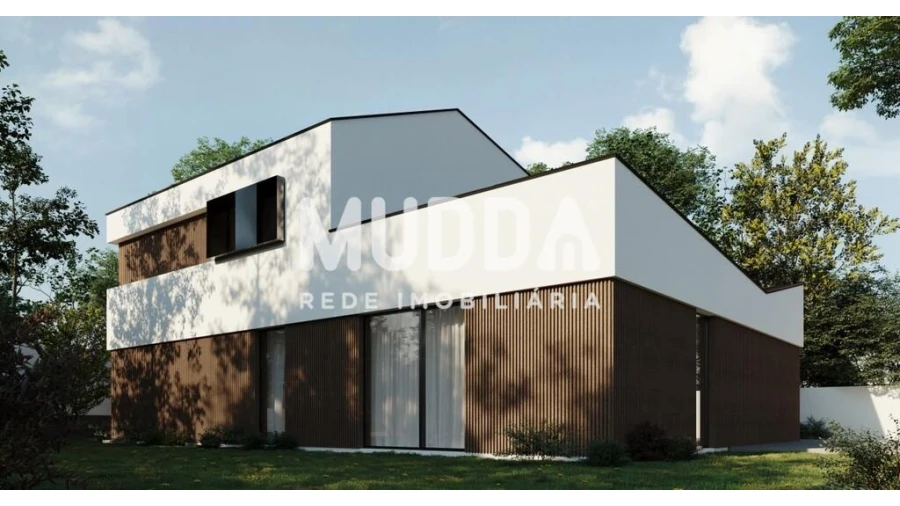 Moradia T4 para Venda em Santa Maria da Feira, Travanca, Sanfins e Espargo Foto 3