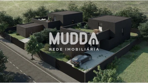 Moradia T4 para Venda em Santa Maria da Feira, Travanca, Sanfins e Espargo