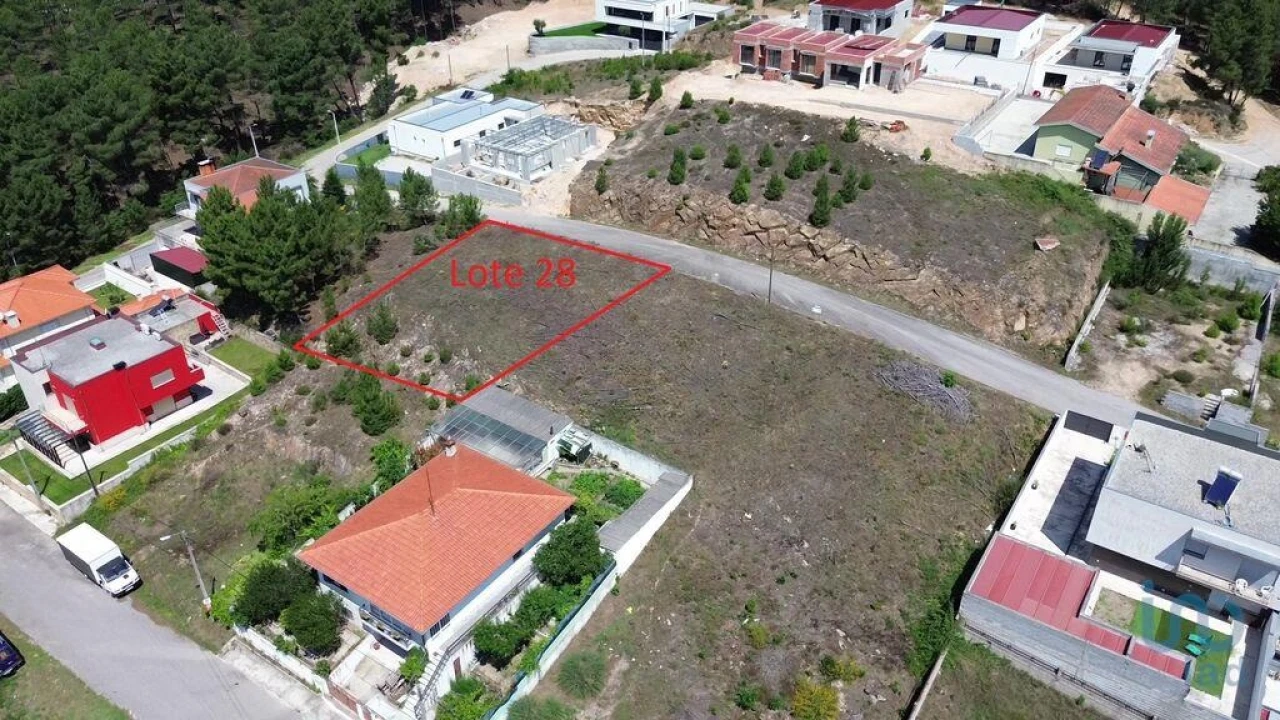 Terreno para Venda em Vale de Anta Foto 1