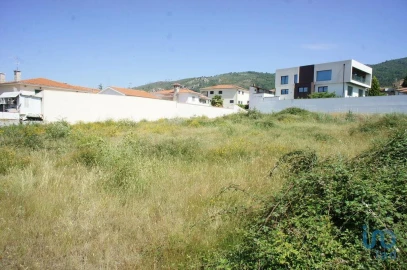 Terreno para Venda em Vilar de Nantes