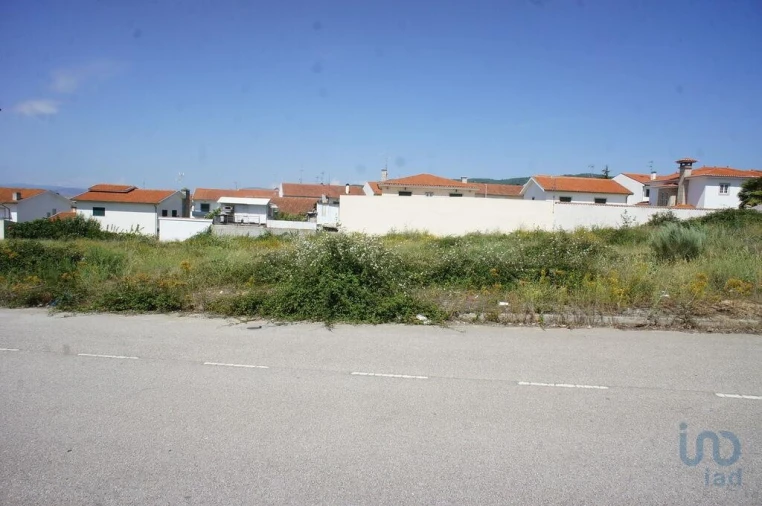 Terreno para Venda em Vilar de Nantes Foto 5