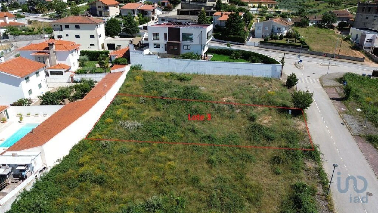 Terreno para Venda em Vilar de Nantes Foto 2