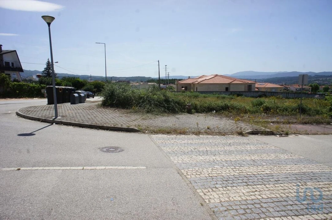 Terreno para Venda em Vilar de Nantes Foto 5