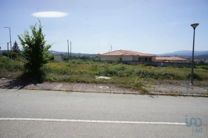 Terreno para Venda em Vilar de Nantes