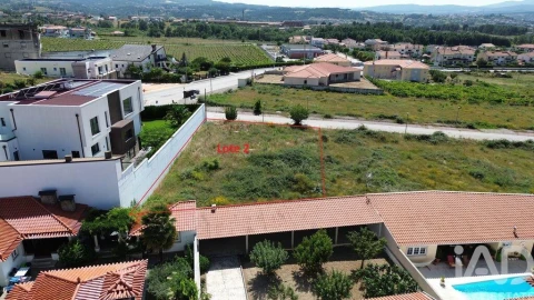 Terreno para Venda em Vilar de Nantes