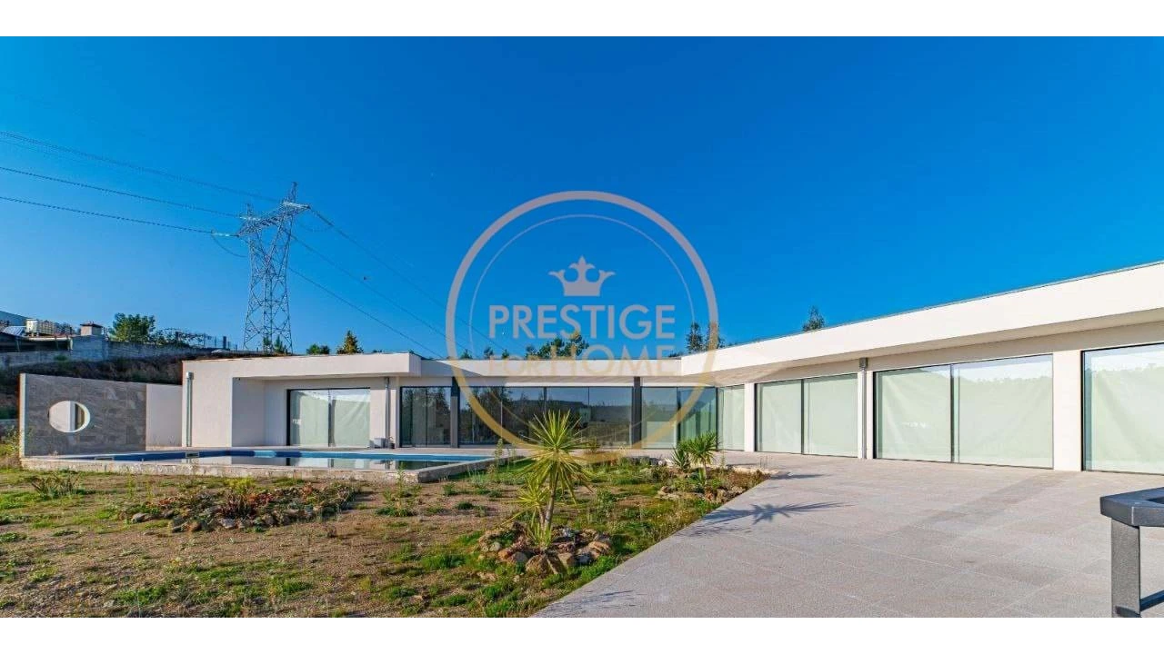 Moradia T4 para Venda em Arouca e Burgo Foto 14