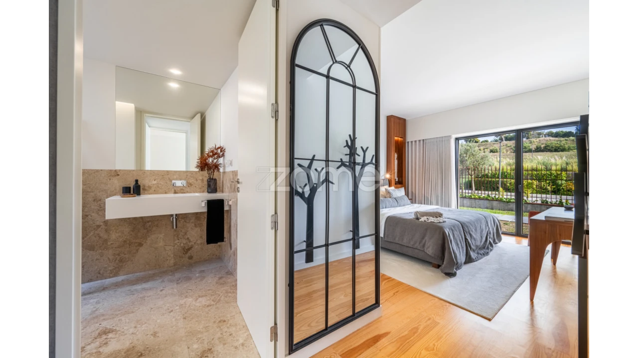 Moradia T4 para Venda em Santa Marinha e São Pedro da Afurada Foto 47