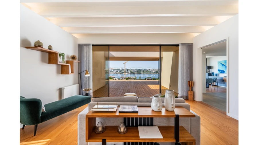 Moradia T4 para Venda em Santa Marinha e São Pedro da Afurada Foto 17