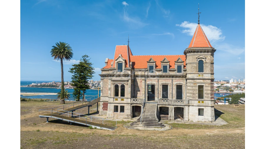 Moradia T4 para Venda em Santa Marinha e São Pedro da Afurada Foto 69