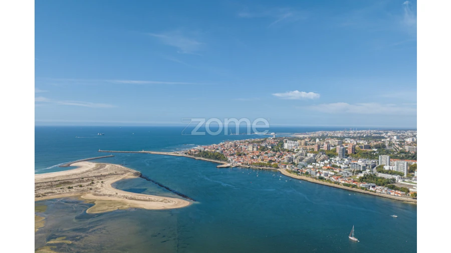 Moradia T4 para Venda em Santa Marinha e São Pedro da Afurada Foto 73