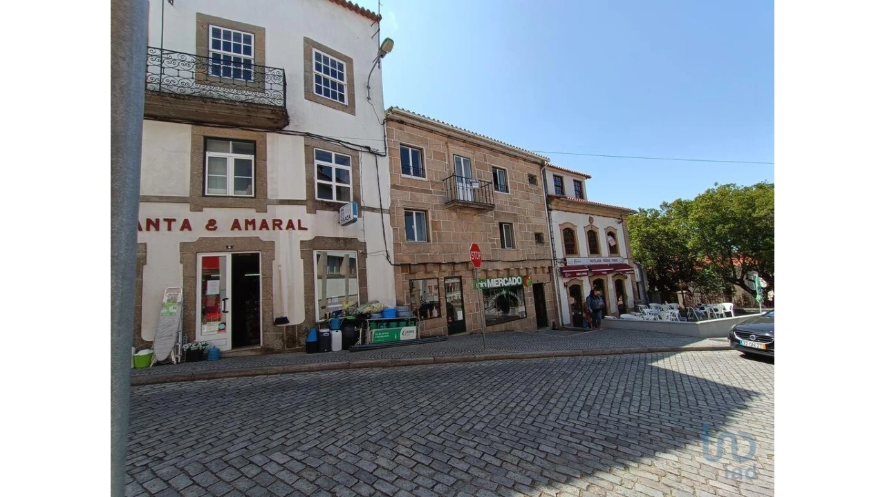 Prédio para Venda em Gouveia (São Pedro e São Julião) Foto 2