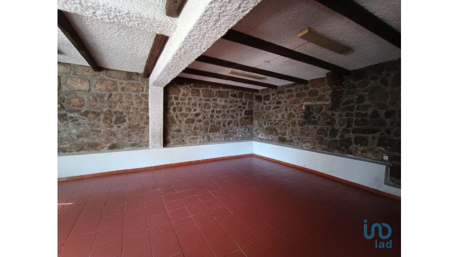 Prédio para Venda em Gouveia (São Pedro e São Julião) Foto 6