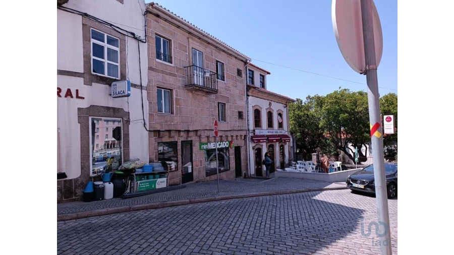 Prédio para Venda em Gouveia (São Pedro e São Julião)