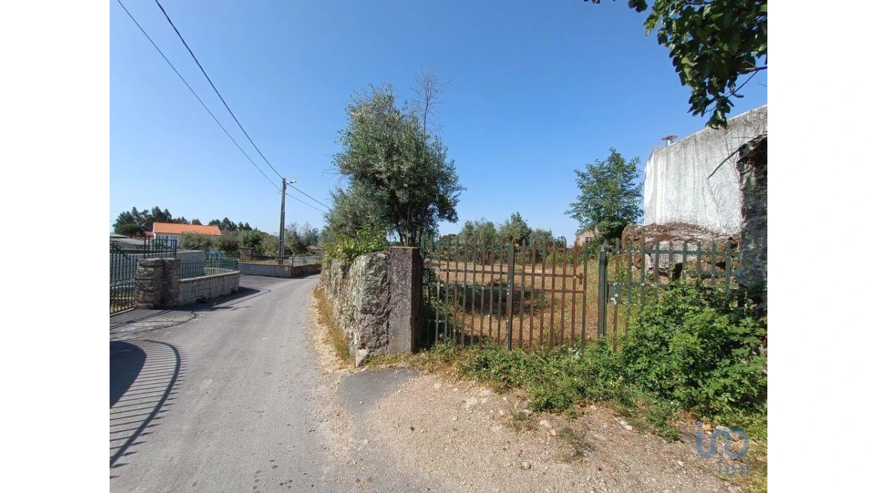 Terreno para Venda em Moimenta da Serra e Vinhó Foto 3