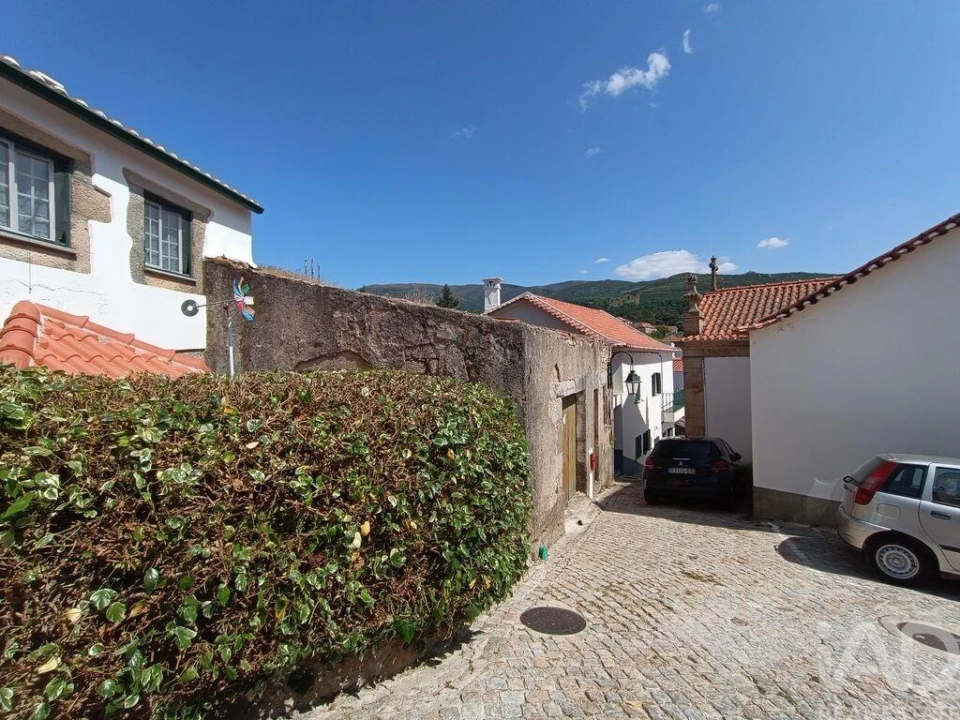 Moradia para Venda em Gouveia (São Pedro e São Julião) Foto 17