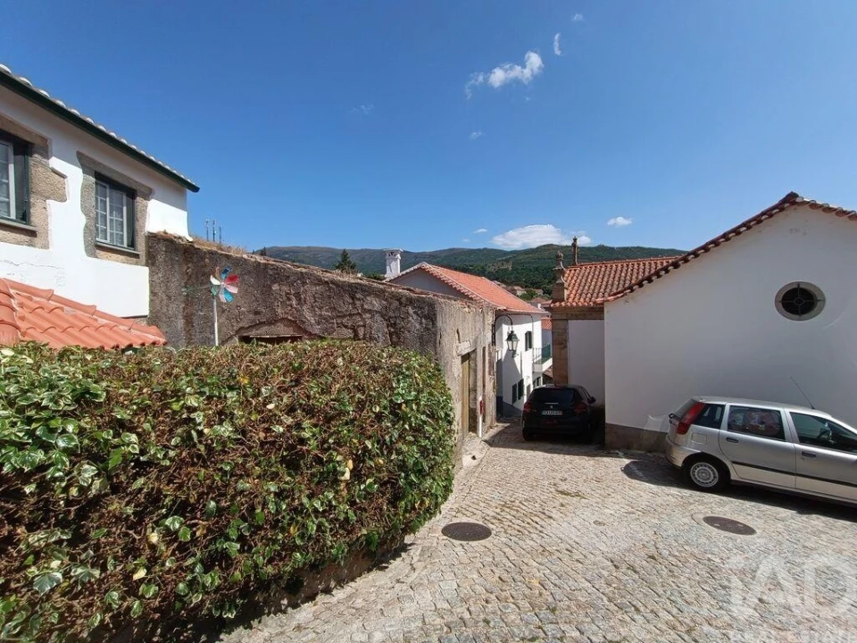 Moradia para Venda em Gouveia (São Pedro e São Julião) Foto 18