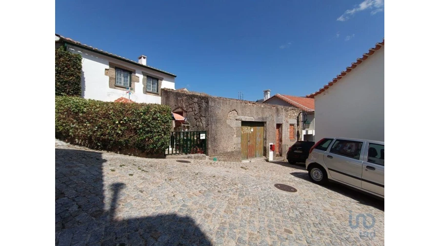 Moradia para Venda em Gouveia (São Pedro e São Julião)