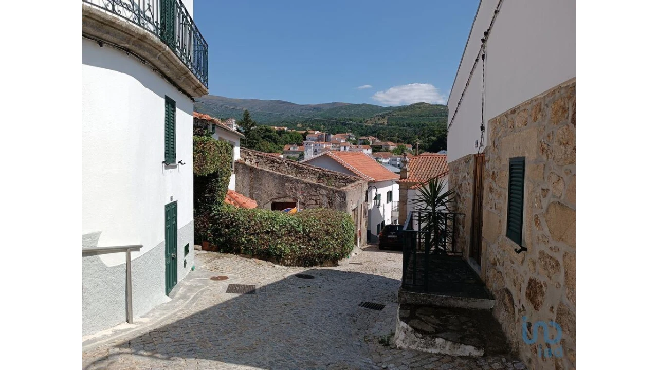 Moradia para Venda em Gouveia (São Pedro e São Julião) Foto 6